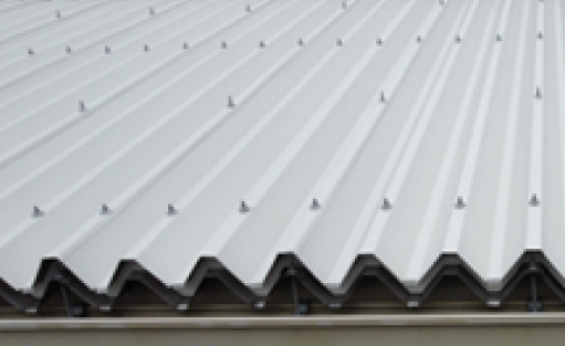 屋根カバー工事）