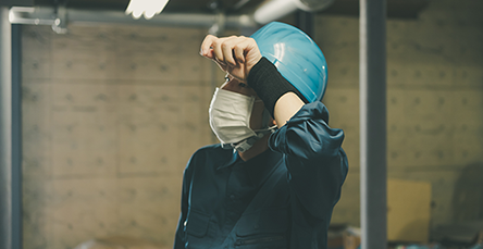 暑い夏などはこの壁からの輻射熱が発生