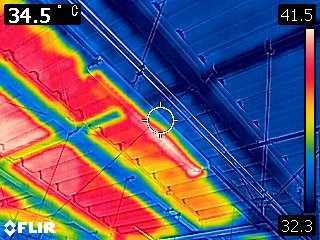 ルーフシェード　工事中　サーモカメラ