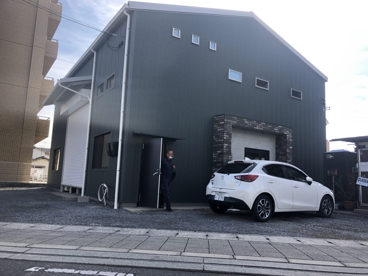 カバー工法済倉庫