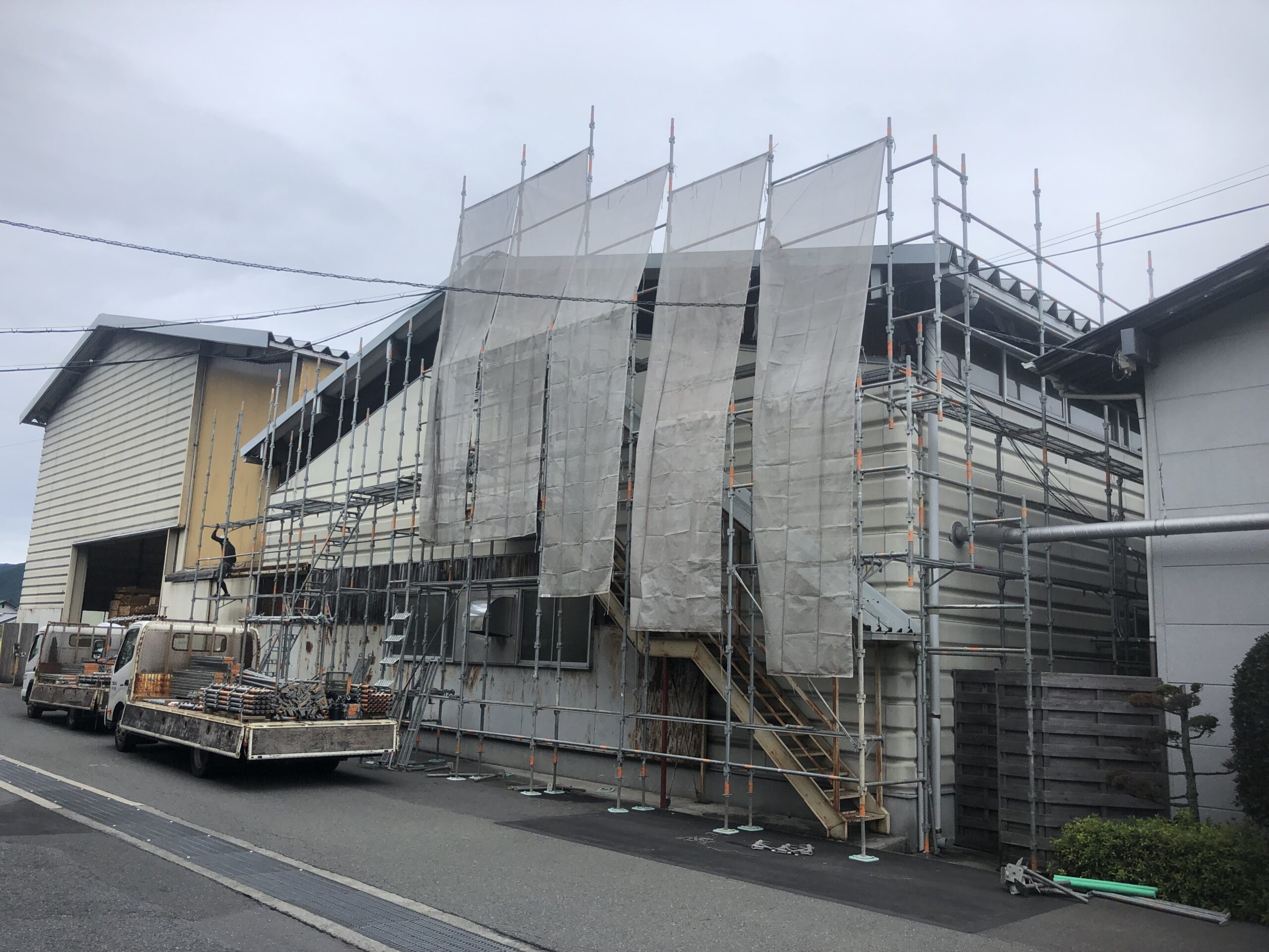 銘建工業　仮設工事